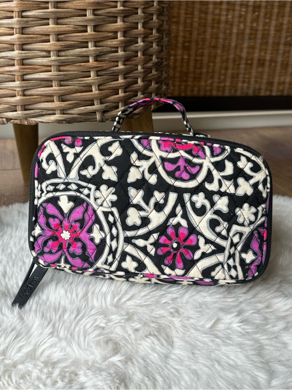 Vera Bradley Black Pink Purple Quilted Cosmetic Bag Scroll Medallion